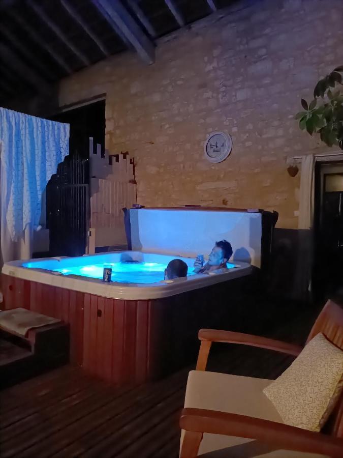 La Grange Des Anges Villa Blanc  Exteriör bild